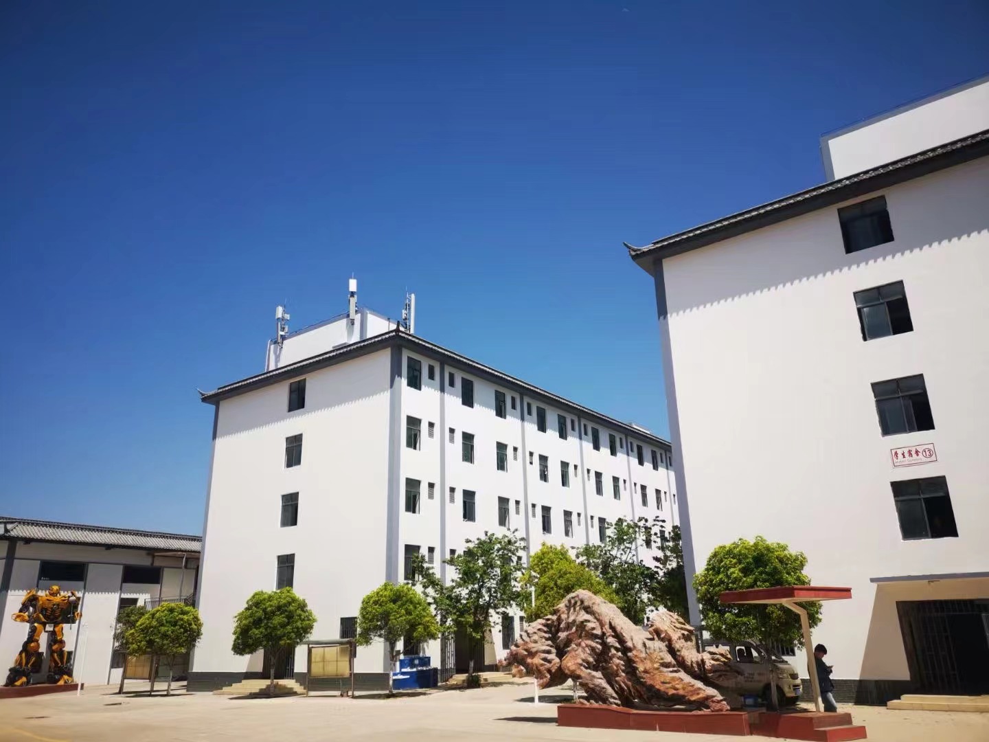 2024年昆明佑亦丰初级中学小升初开班情况
