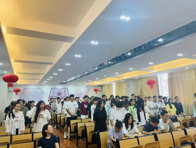 昆明市五华区德仁中学2024年新高一奖助学金政策公布