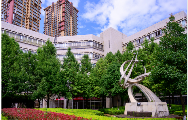 云南西点文化学校学生往返学校的便利性分析