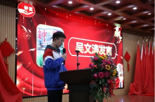 昆明钟英培训学校2024年复读报名学费贵吗？