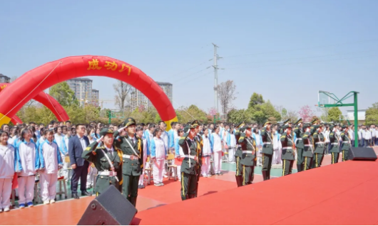2024年报名昆三中空港实验学校复读班有什么优惠吗？