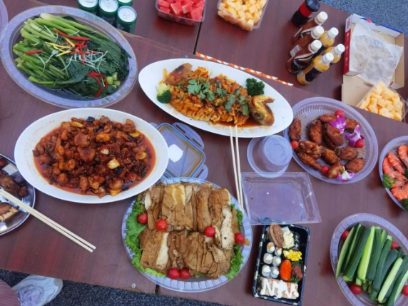 昆明金色学校学生餐饮条件怎么样？