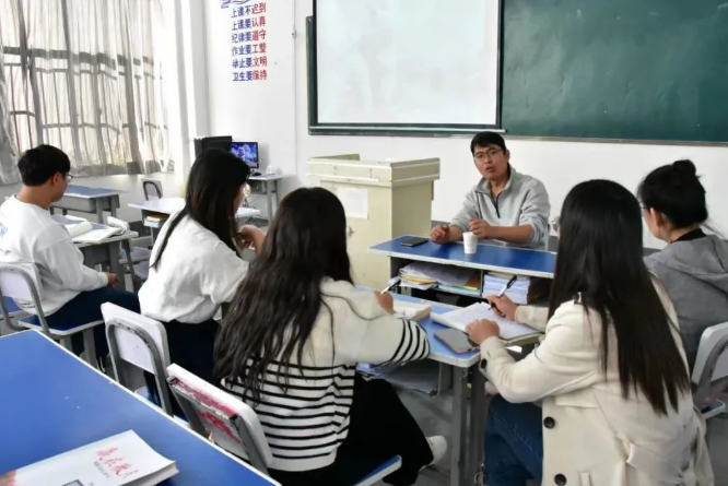 曲靖二中兴教中学2024年高考本科上线率情况分析