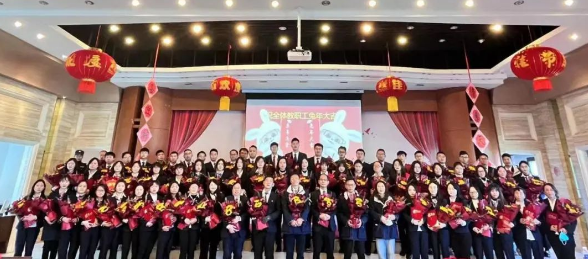 曲靖天人中学住宿条件|几人间|校园环境|照片图片