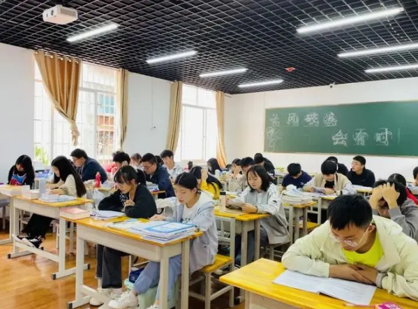  2024年昆明市盘龙区高考辅导机构哪家好？