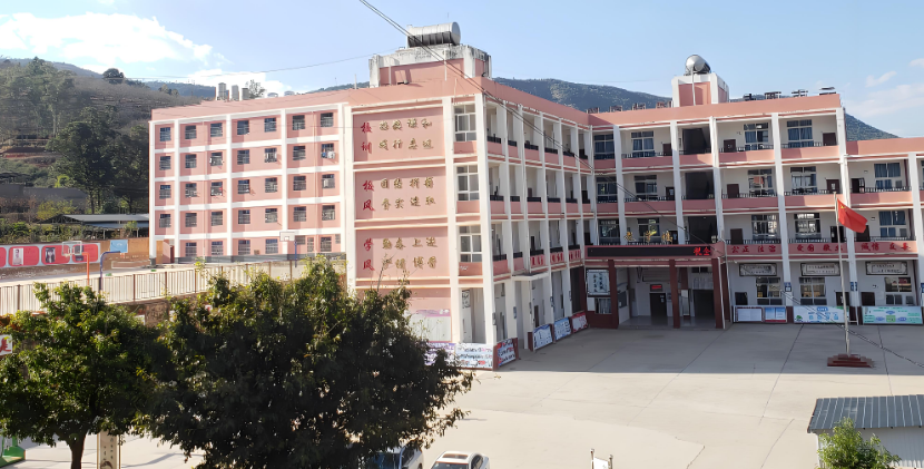 云南西点文化学校高考复读教学质量：实力铸就卓越