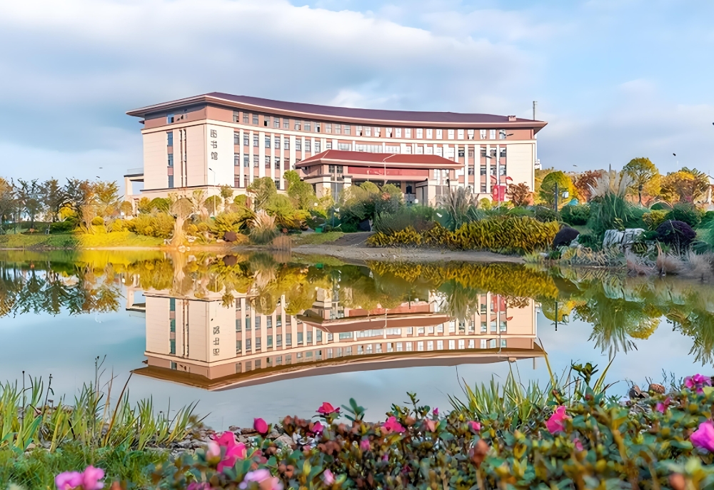 2025年云南省红河高三高考复读学校排名，为梦想再战！