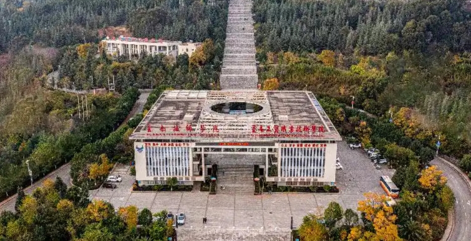 2025年云南省昆明市高考450分复读一年能提高多少分
