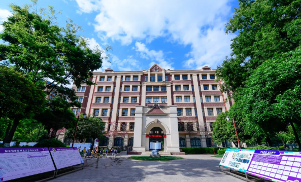 2026年东川全封闭私立高中有哪些？