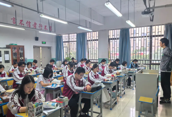 2026年昆明钟英培训学校高三插班招生简章|招生计划|招生要求