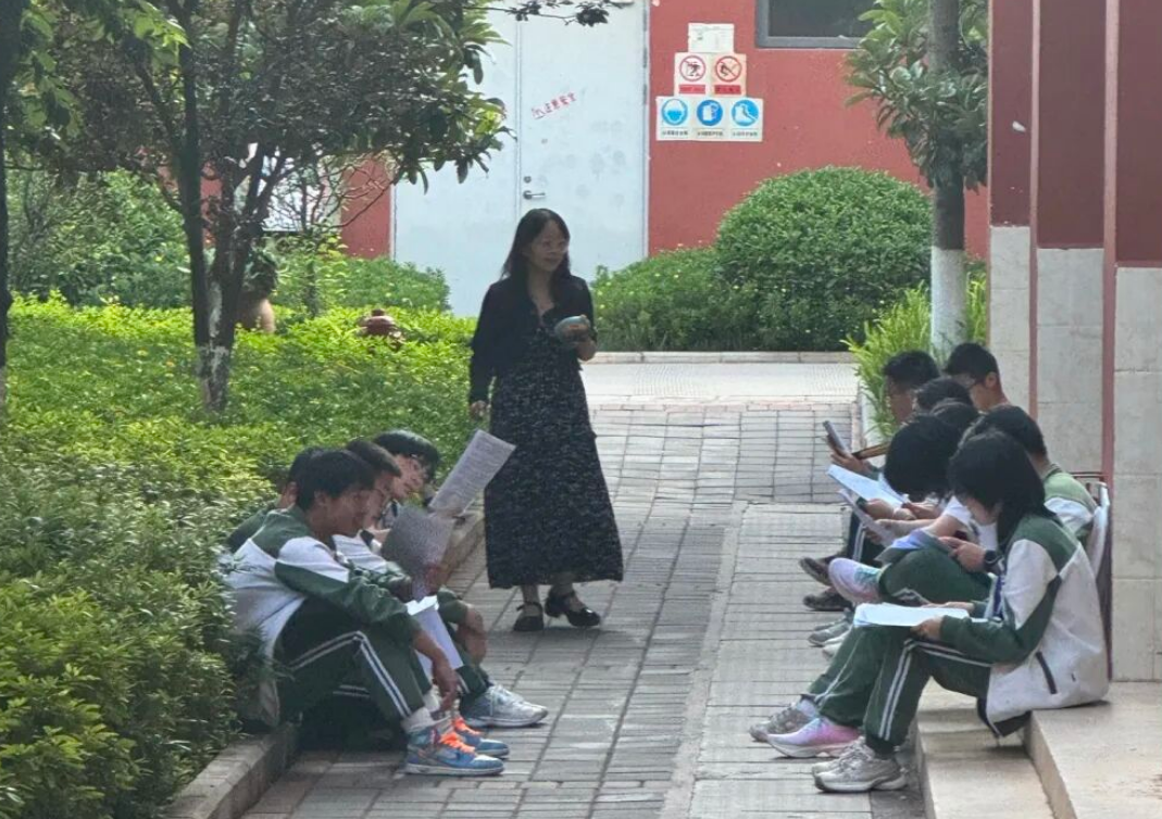 实力立足滇中，口碑稳步攀升！安宁市崇明高级中学云南排名实力解析